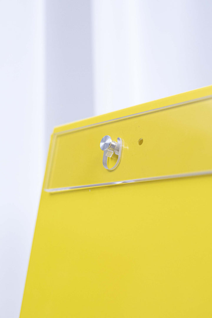 Detail Papierhaken und Abrissleiste