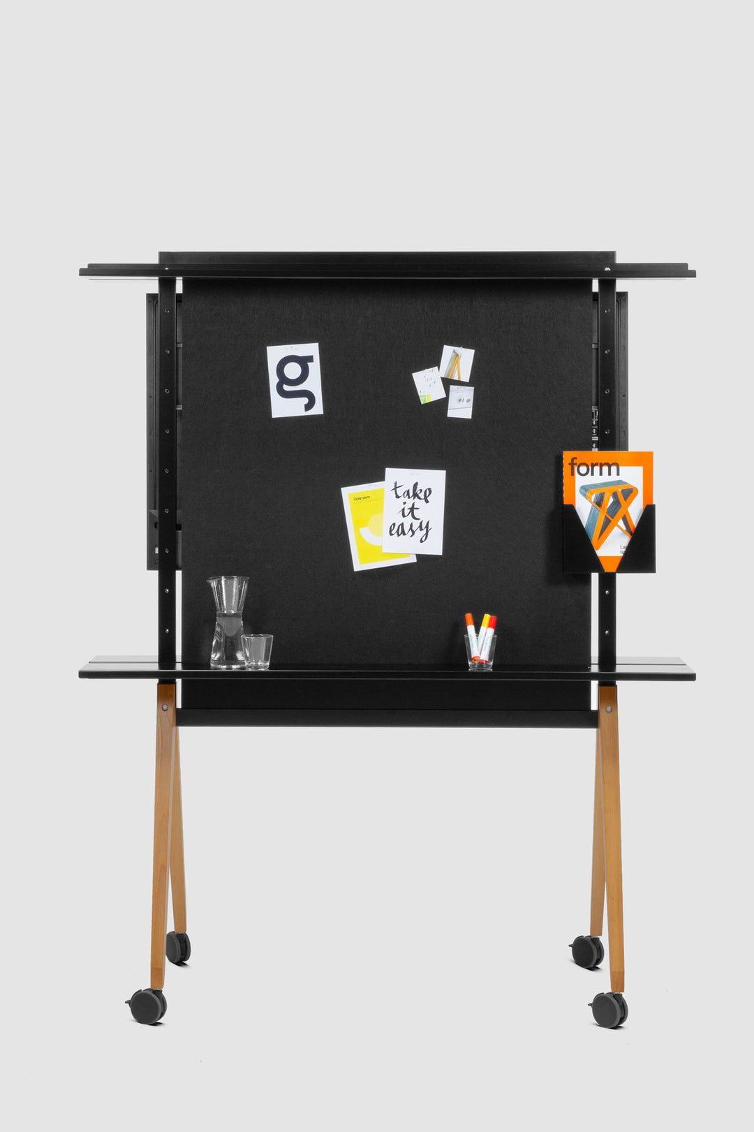 TV- und Monitorwagen für Displays bis 85 Zoll - Line Up